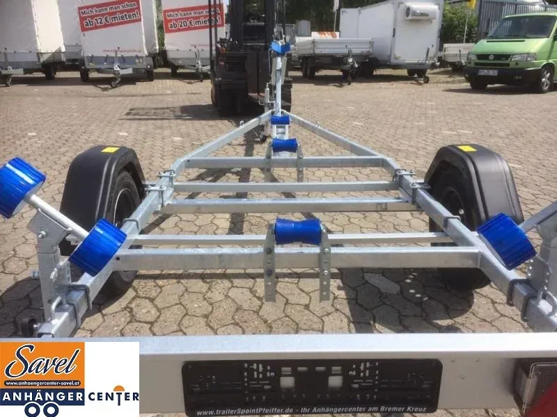 Böckmann BA 750-R Bootstrailer mit Rollen – Bild 2