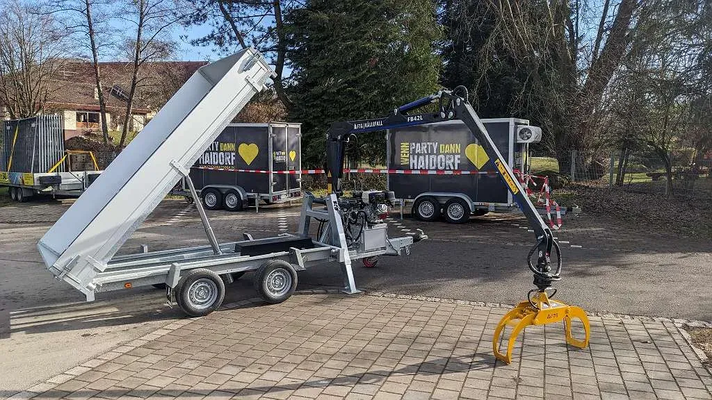 Anssems KSX 3500 Dreiseitenkipper mit Källefall-Kran