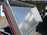 Eduard Dreiseitenkipper 330 × 180 cm, 3.000 kg, mit Auffahrschienen – Foto 1