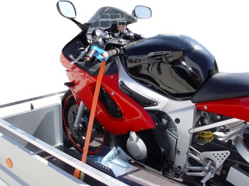 Spezial Haltegurt für Motorradlenker, ermöglicht ein professionelles Verzurren Ihres Motorrad´s – Bild 5